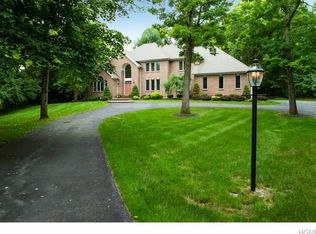 39 Hornbeck Rdg, Poughkeepsie, NY 12603