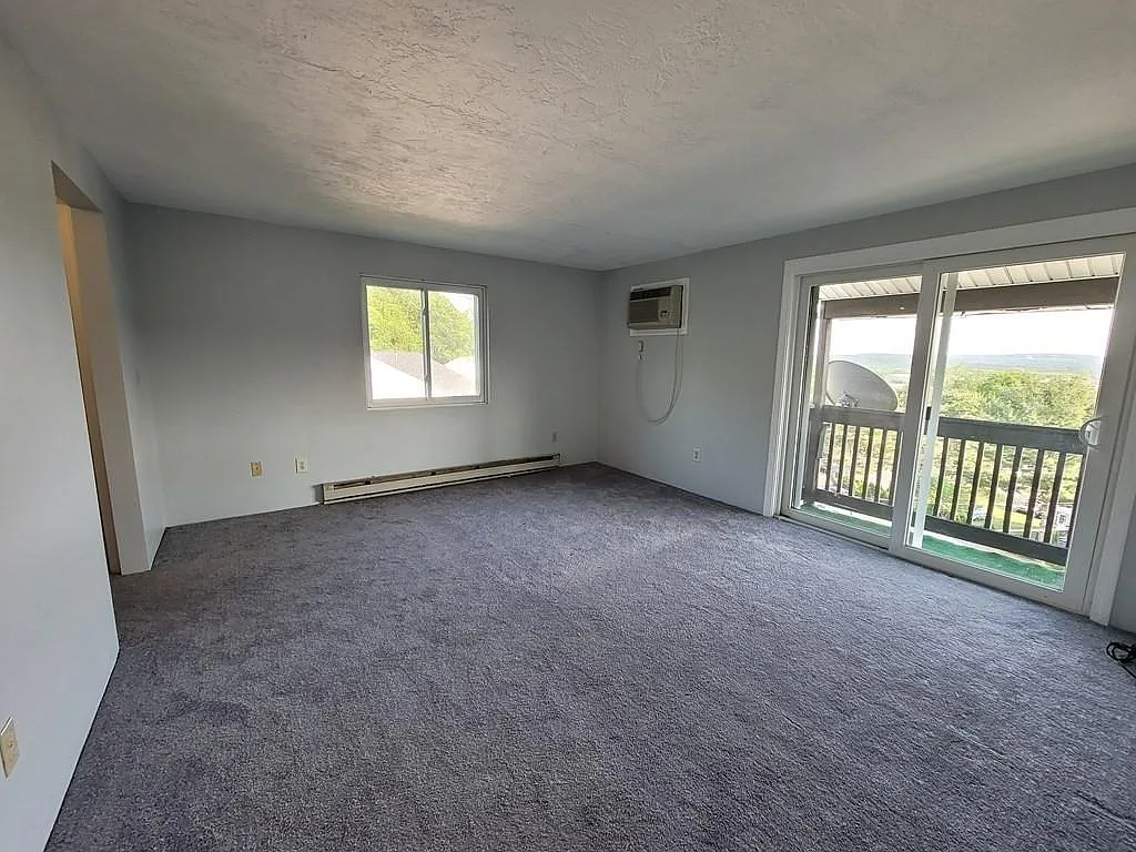 11 Gibbs St — Photo 3