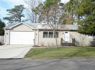 2037 Brookdale Park Dr, Forked River, NJ 08731