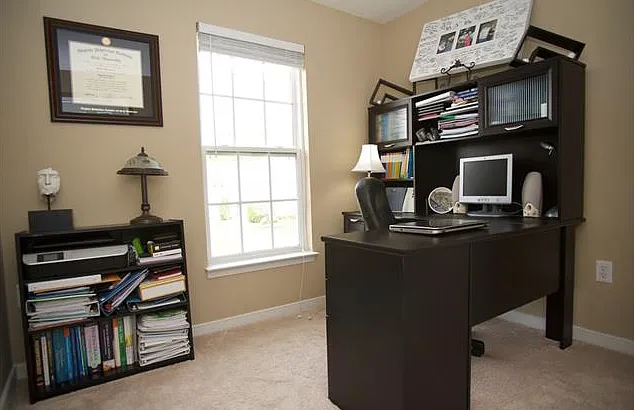 10715 Mountain Ash Dr — Photo 16