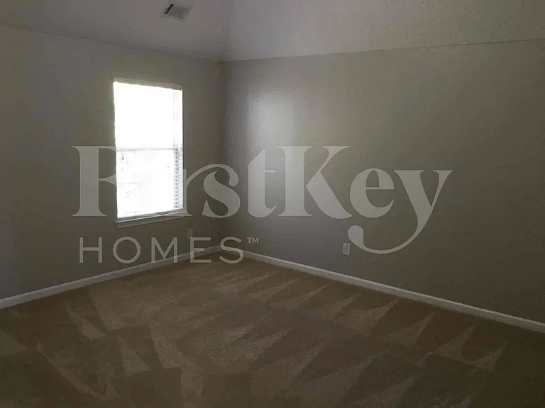 3844 Hadley Rd — Photo 10