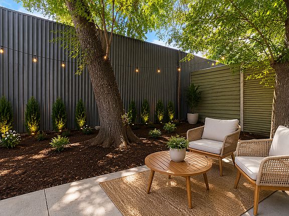 4th image of 315 Bushwick Ave #1D