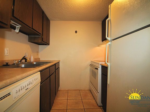4th image of 201 College Blvd E Unit 32