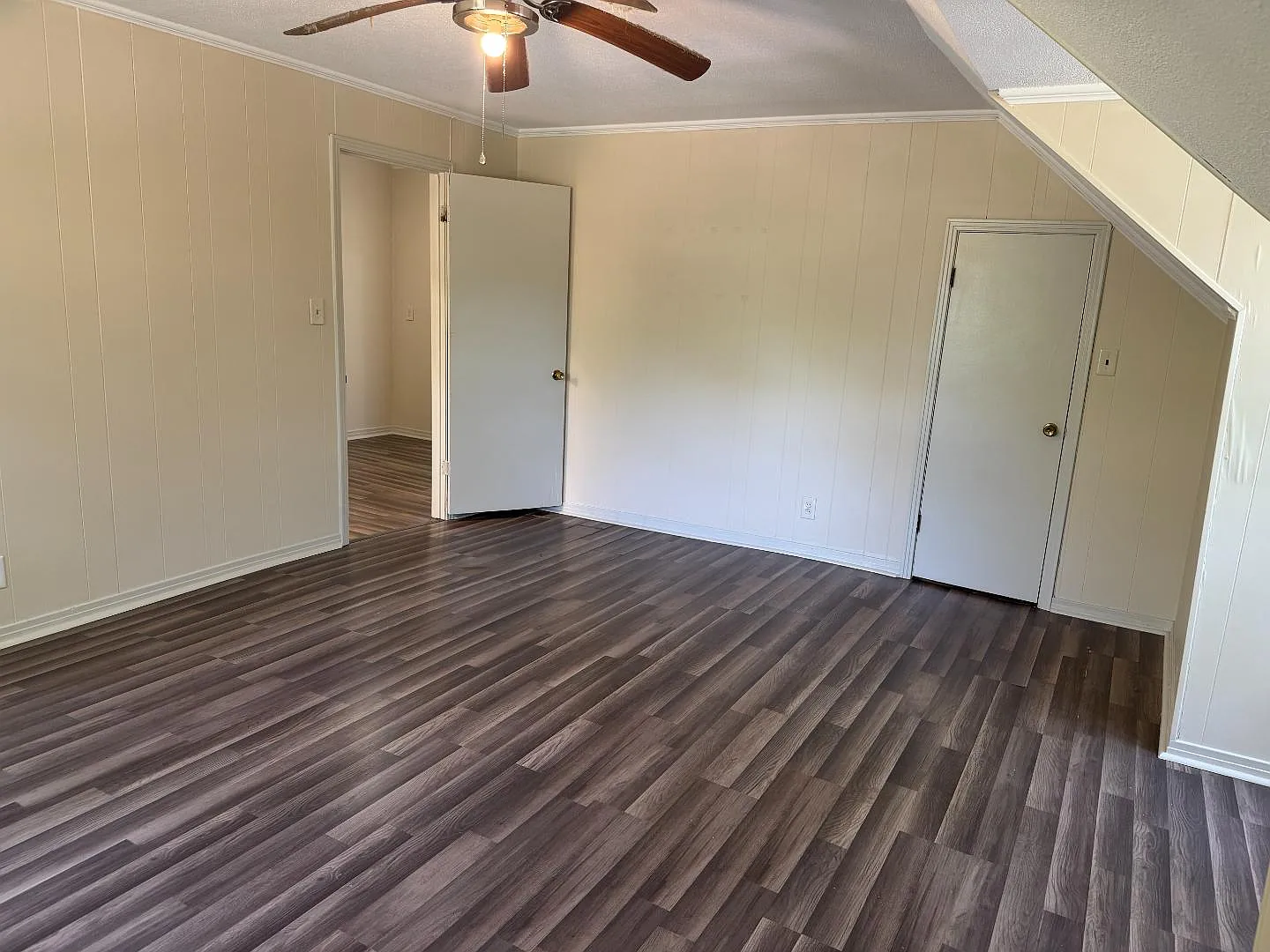 367 East Forest Avenue - B — Photo 3