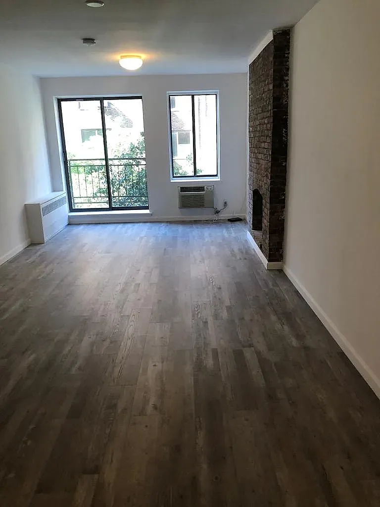 165 East 89th Street — Photo 1