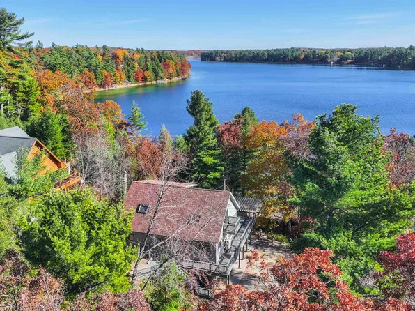 N6496 22nd Dr, Wild Rose, WI 54984
