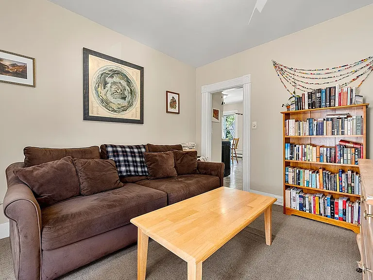 29 Colby St #2 — Photo 16