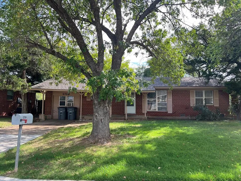 1719 NW 48th St