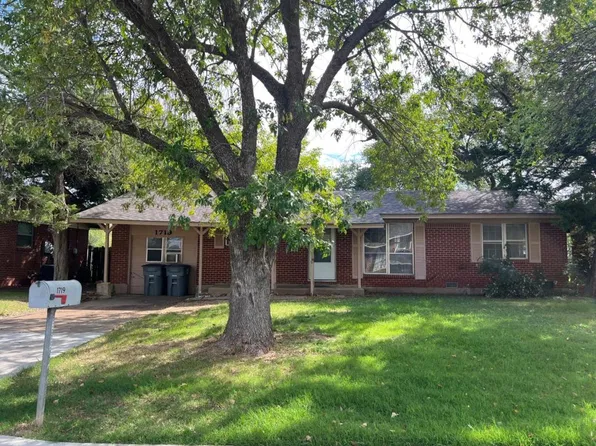 1719 NW 48th St, Lawton, OK 73505
