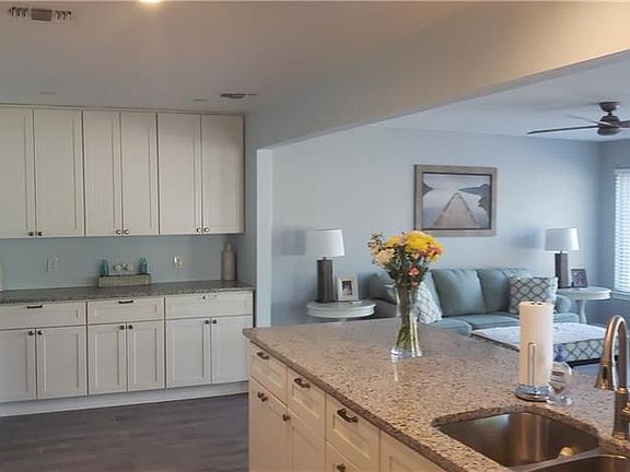 2nd image of 5125 Eagle Nest Dr