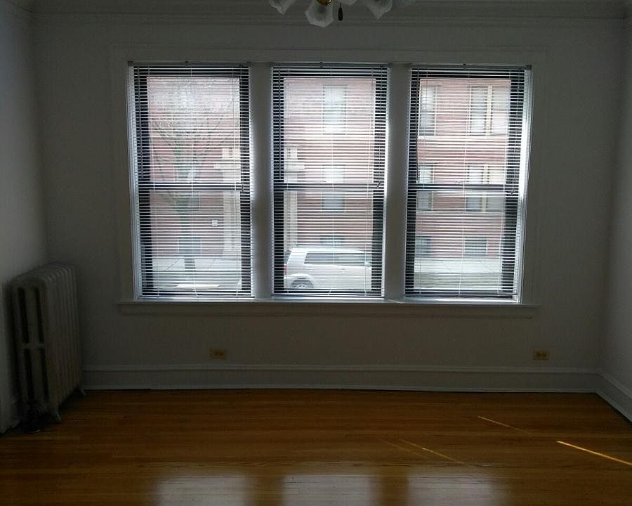 1st image of 1478 W Byron St #3907G