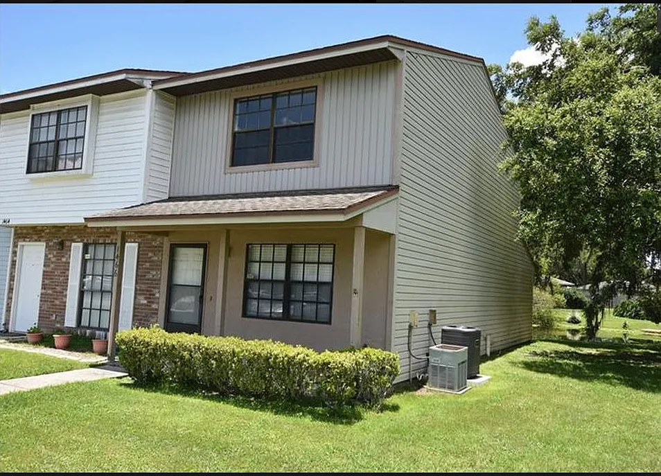 1466 Ridge Lake Ct