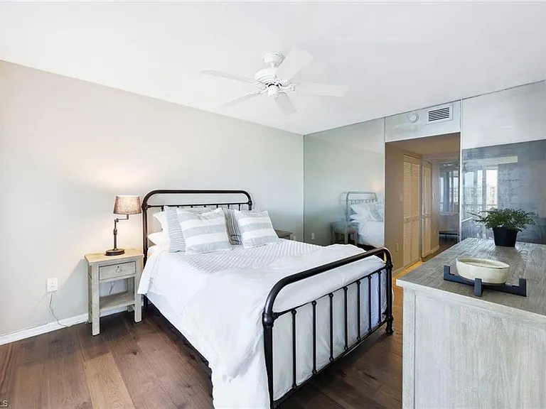 5501 Heron Point Dr #1203 — Photo 12