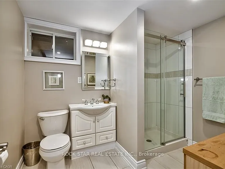 126 W 26th St #LOWER — Photo 6