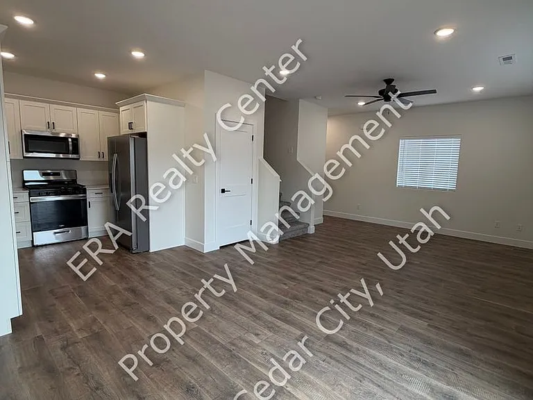 50 E 1600 N #1A — Photo 8