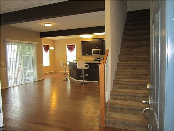 3rd image of 2249 Humphreys Dr