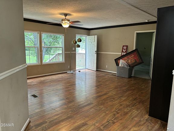 2nd image of 3366 Sims Rd