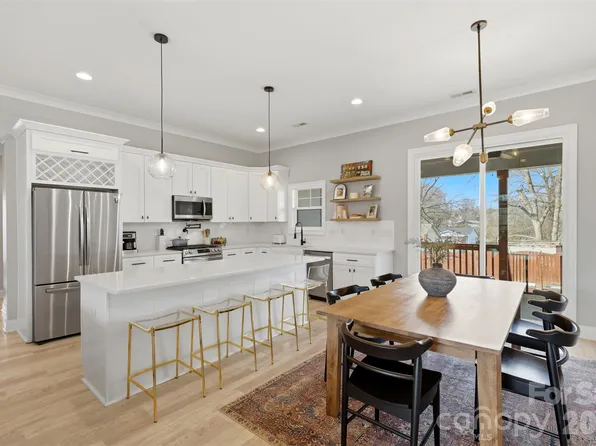 320 Elm St, Belmont, NC 28012