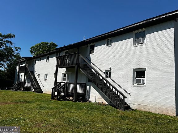 2nd image of 608 N College Dr