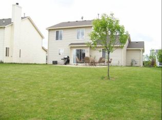 2305 N Tedy Ln, Round Lake Beach, IL