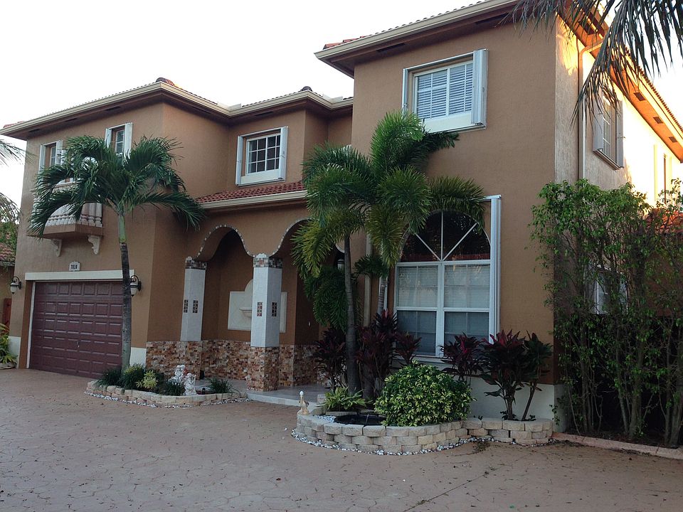 1st image of 7810 NW 161st Ter