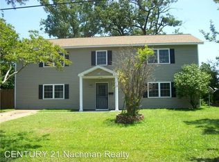 710 Round Bay Rd, Norfolk, VA 23502