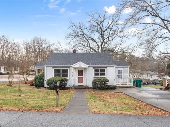 901 Pineland Ave, Madison, NC 27025
