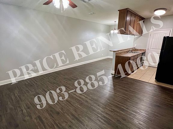 3rd image of 930 Rockdale Rd #3