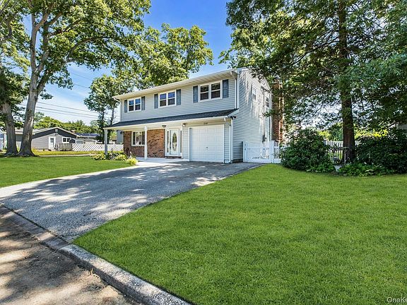 3rd image of 258 Lafayette Road