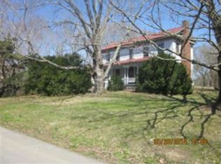 919 Bush Rd, Clinton, TN 37716