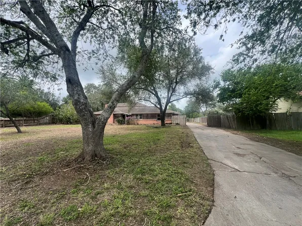 6042 Ebonwood Dr, Corpus Christi, TX 78412