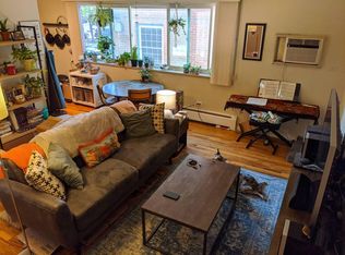 985 N Corona St APT 203, Denver, CO 80218