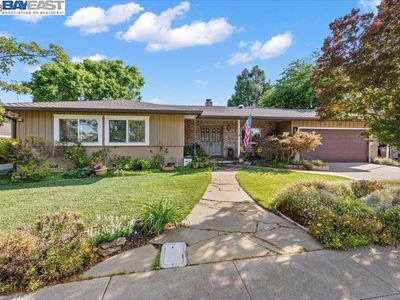 717 E Angela St, Pleasanton, CA, 94566
