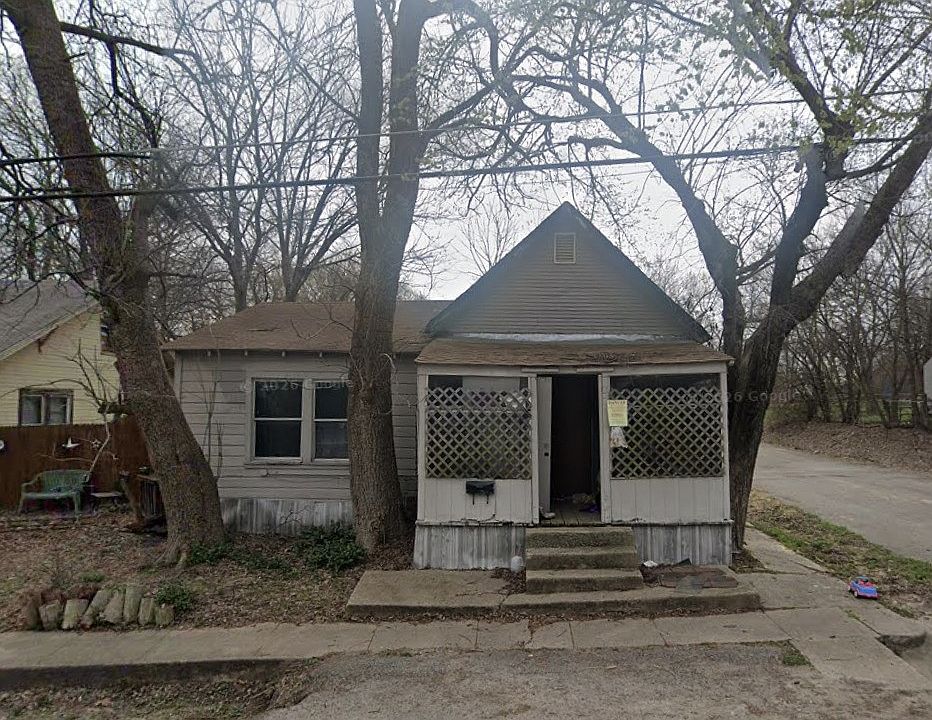 1st image of 519 S 5th St