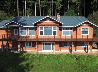 17371 Olympic Pl, Mount Vernon, WA 98274