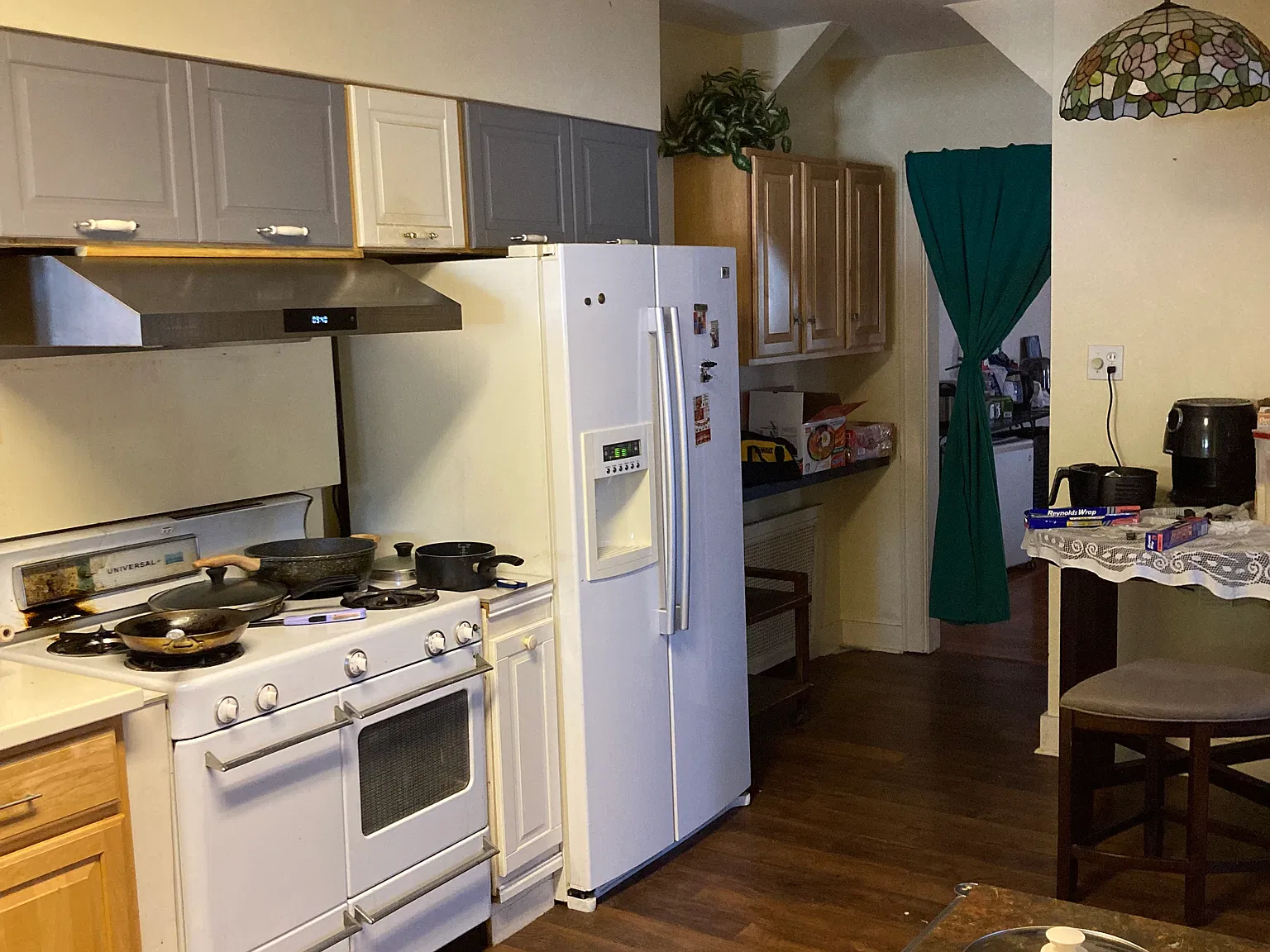 4 bed, 2000 sqft, $750 — Photo 1