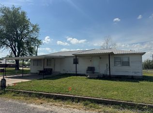 108 N 8th St, Hartshorne, OK 74547
