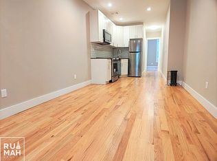 58-89 54th St #2H, Maspeth, NY 11378