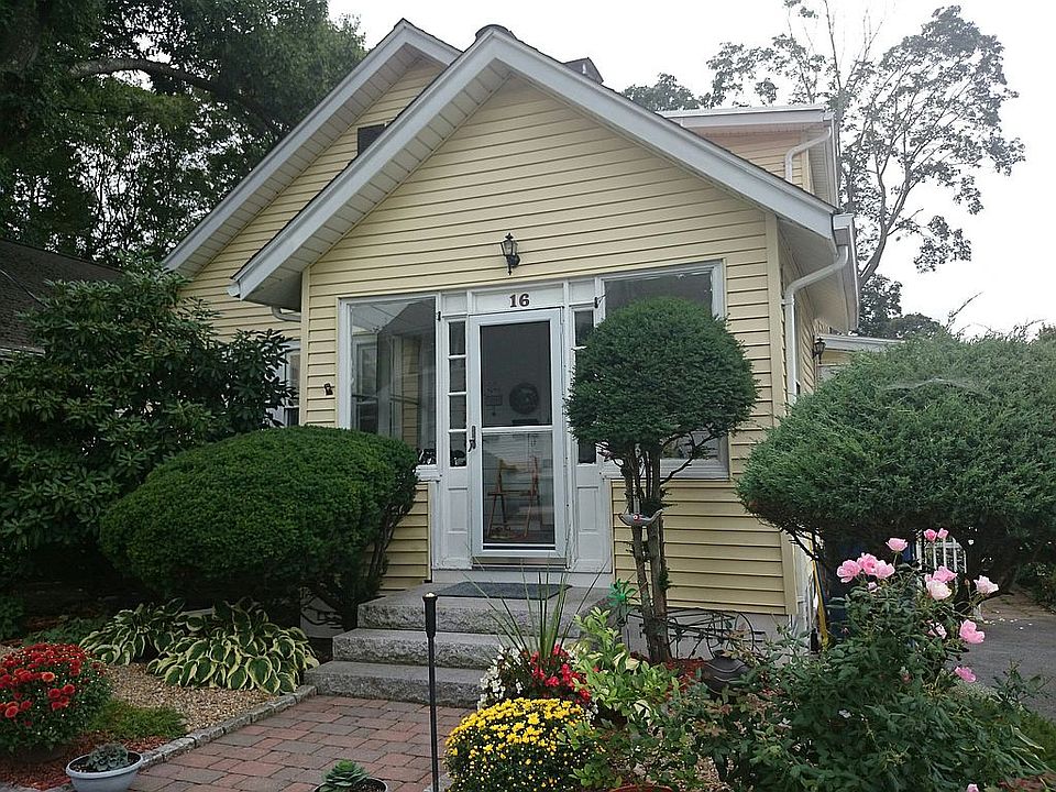 1st image of 16 Libbey St