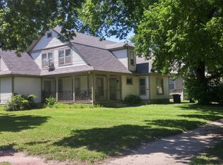 900 Leavenworth St APT 1, Manhattan, KS 66502