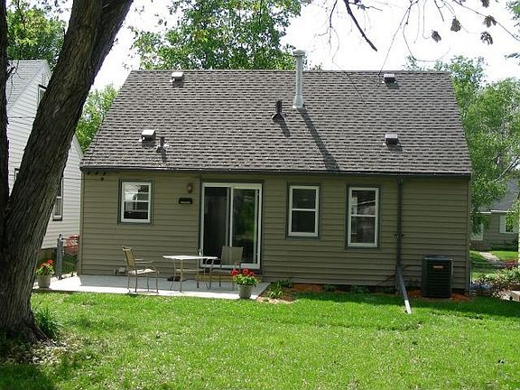 2nd image of 5933 Vincent Ave S