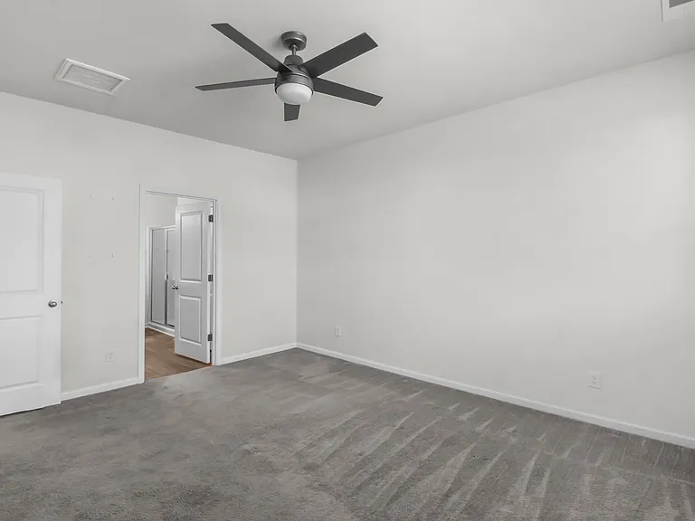 110 Cole St — Photo 26