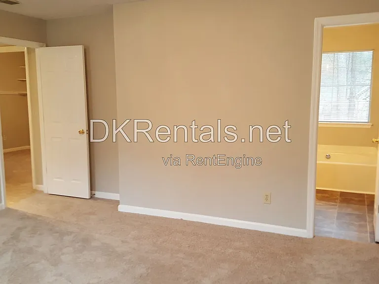 2160 Denson Ln S — Photo 18