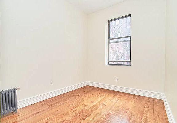 5th image of 112 W 80th St APT 1R