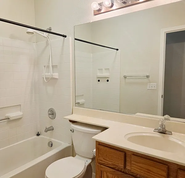 1901 Expedition Way — Photo 8