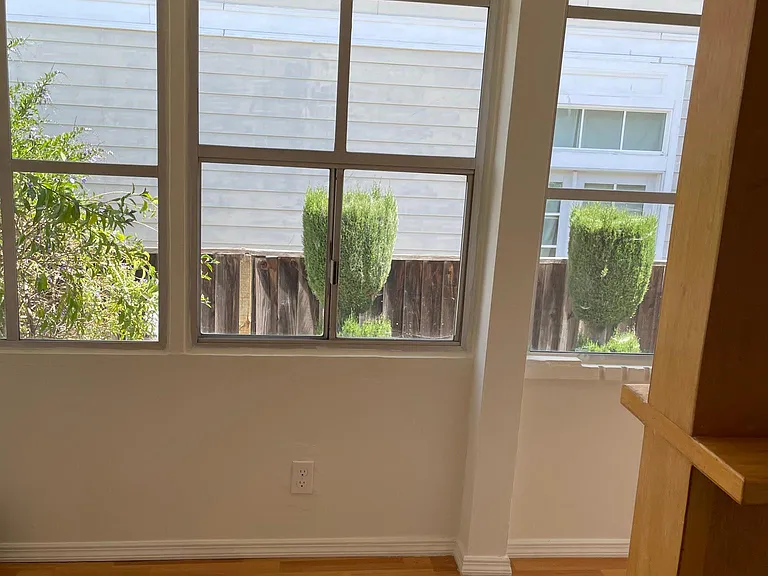 1765 Market St — Photo 3