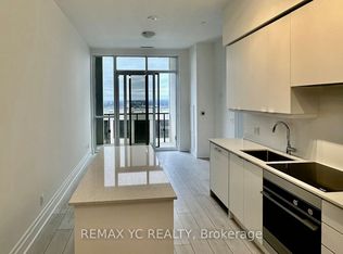 30 Elm Dr W #Penthouse 06, Mississauga, ON L5A 0N6
