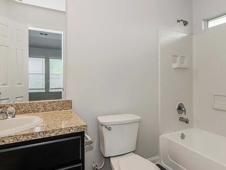 5530 Plantation Forest Dr — Photo 22