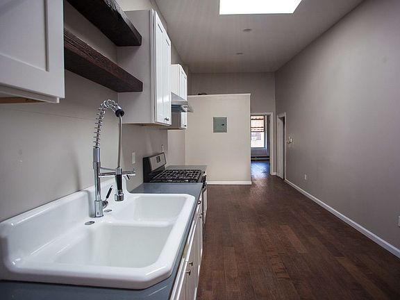 4th image of 857 Grand St APT 3R