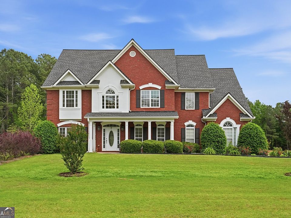 1st image of 100 Saint Clair Ct
